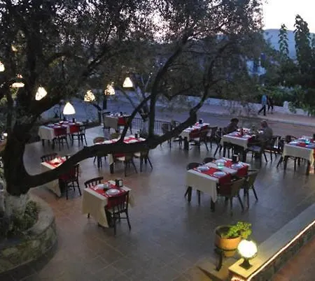 Aparthotel Salhan
