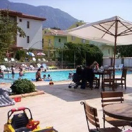 Salhan Aparthotel 3*