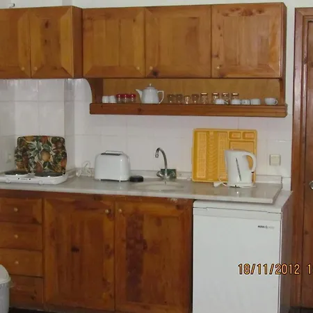 Ξενοδοχείο με διαμερίσματα Salhan